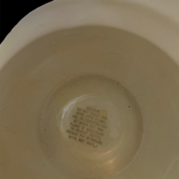 CeramicTea Pot Hall's Superior Quality Kitchenware 10" x 9" x 7" - Picture 4 of 5